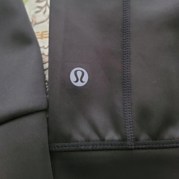 ⚫️2/$100 NEW LULULEMON full zip hoodie 6 - Picture 4 of 4